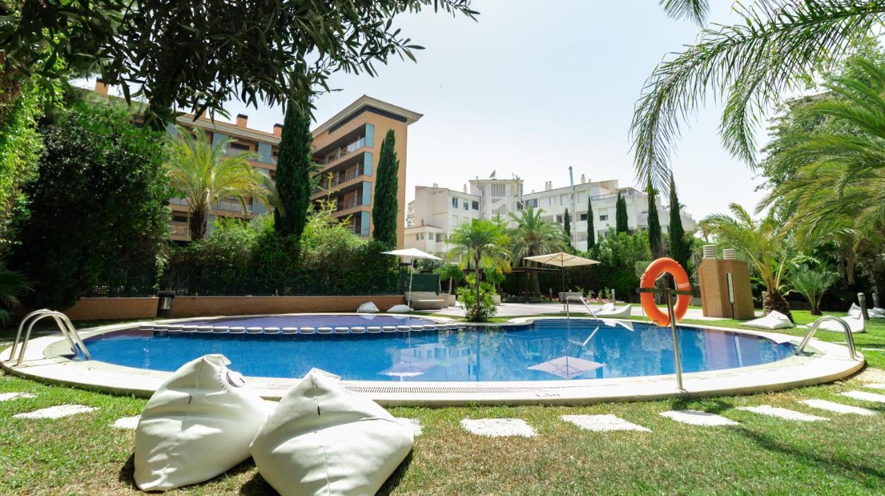 Gastrogroup Holiday Apts Альбир Экстерьер фото