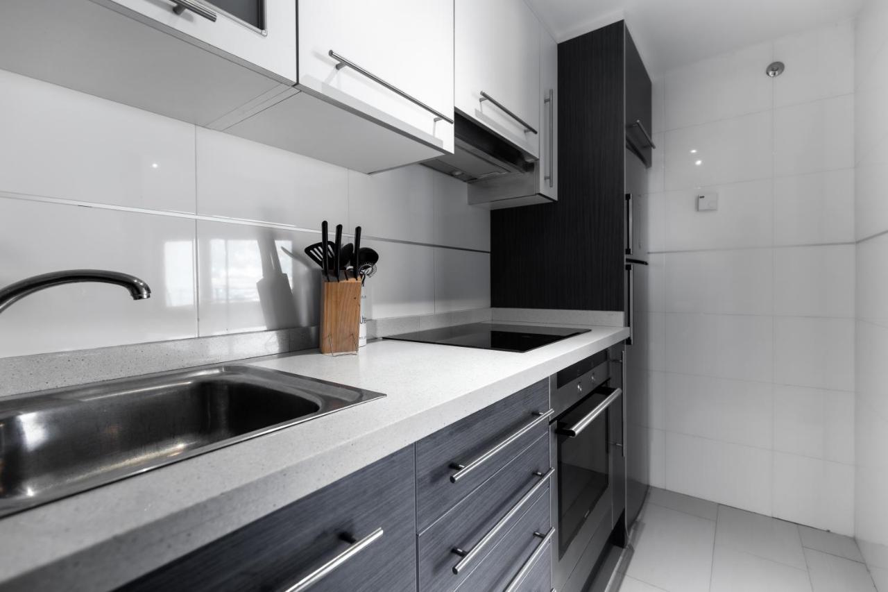 Gastrogroup Holiday Apts Альбир Экстерьер фото