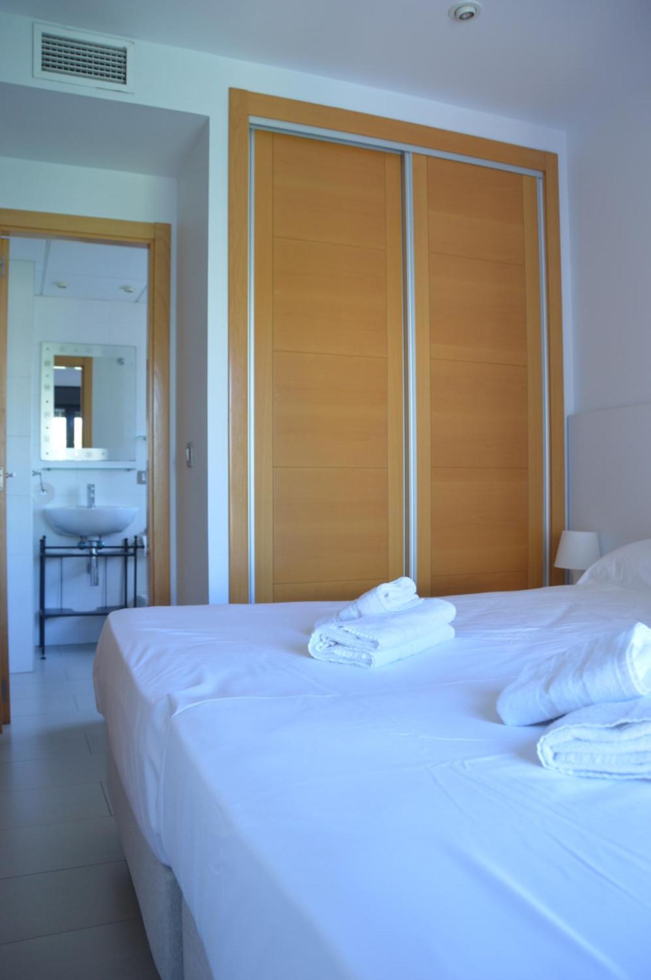 Gastrogroup Holiday Apts Альбир Экстерьер фото